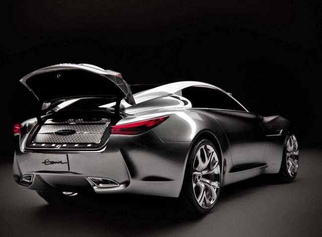 Infiniti Essence Concept