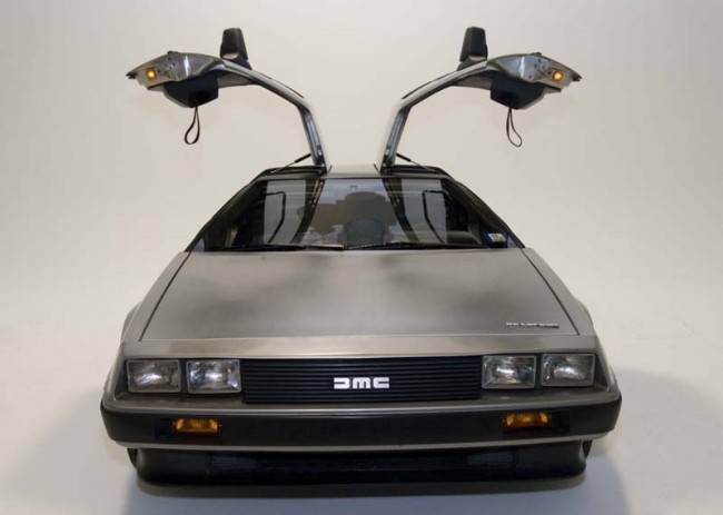 DeLorean DMC-12