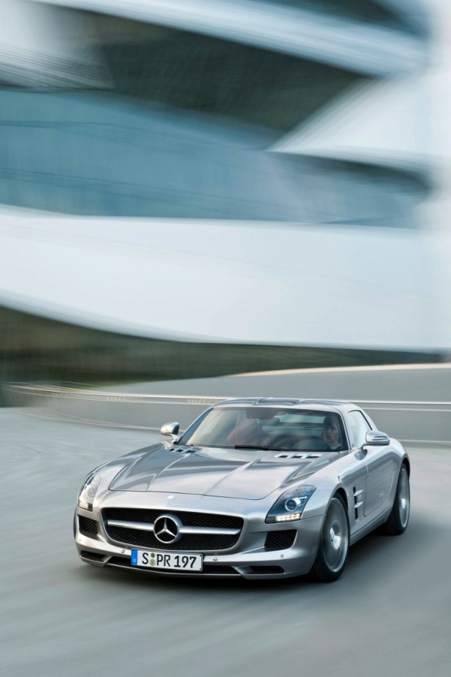 2010 Mercedes-Benz SLS AMG