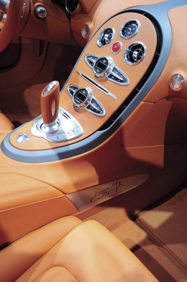"Soleil de Nuit" - a one-off Veyron version for Middle East