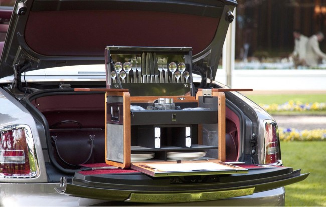 rolls_royce_bespoke_picnic_set_5
