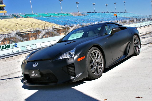 Lexus LFA can now be purchases instead of leasing them