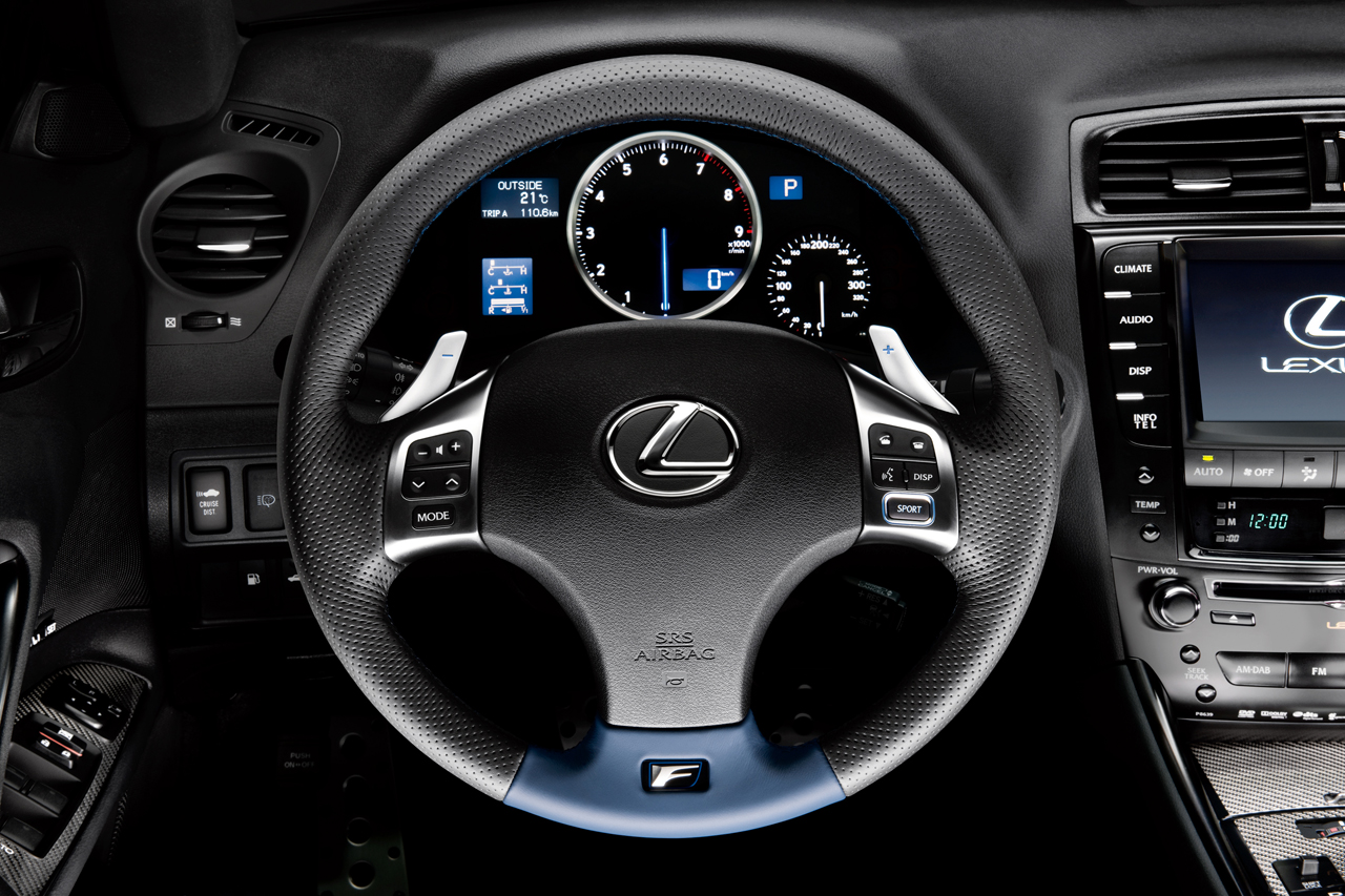 2011_lexus_is-f_4