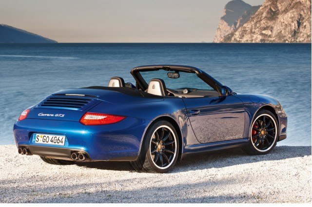 porsche-911-carrera_100321688_m