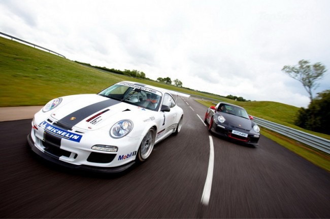 2010 porsche 911 gt3 cup. Porsche 911 GT3 Cup to fire up