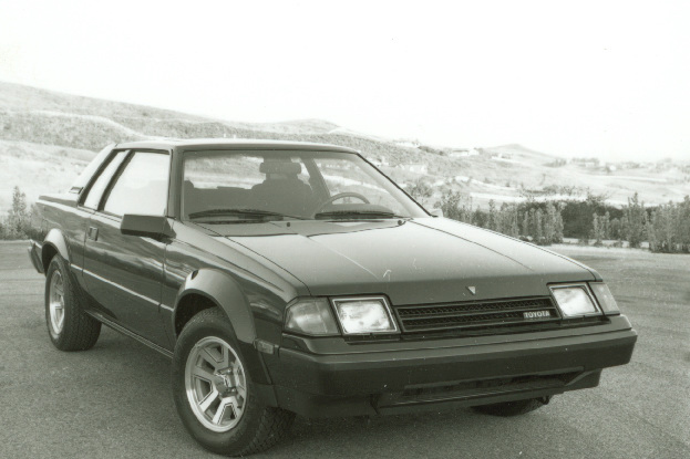 1998001_1983_Celica_SportCoupe-1