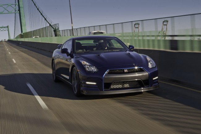 2012 U.S.-Spec Nissan GT-Rs New “Black Edition” makes LA Show debut