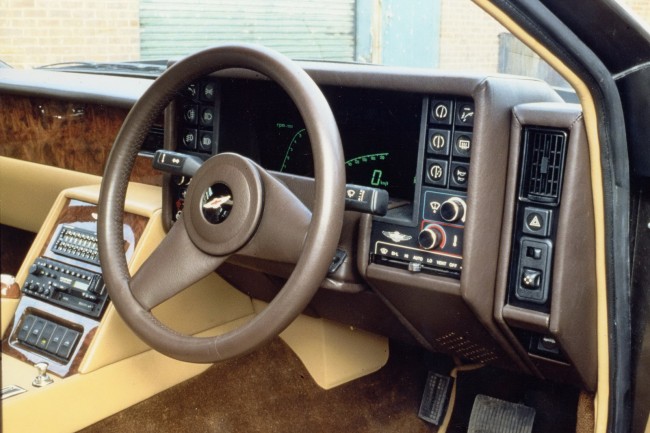 content_allsites_images_Lagonda Interior_bf35899c-9ef0-456a-8c05-b0bdd8da54d7