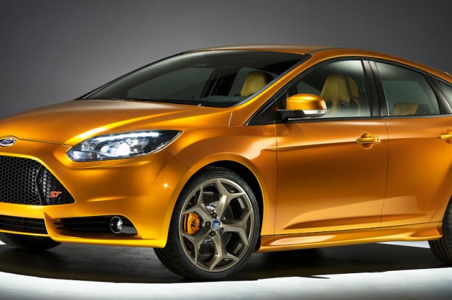 ford_2012-focus-st-preview-1