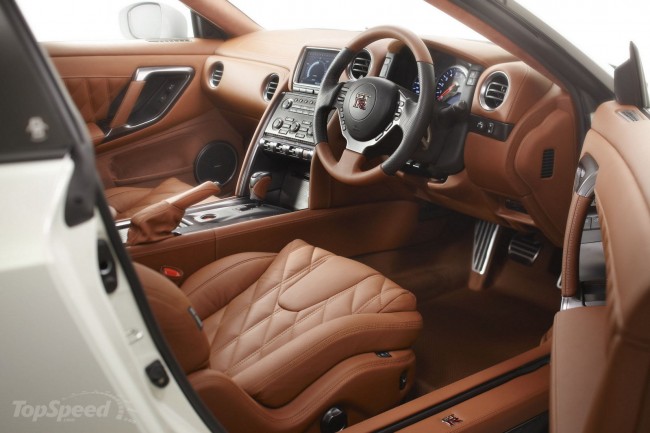 2012-nissan-gt-r-egoist-e-6_1600x0w