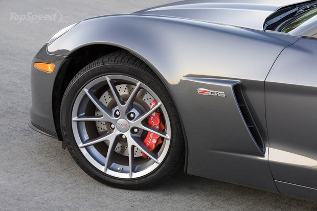 2011-2011-corvette-zo6-2w