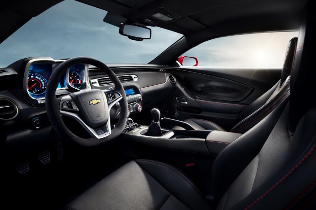 2012-Chevrolet-ZL1-Camaro-14