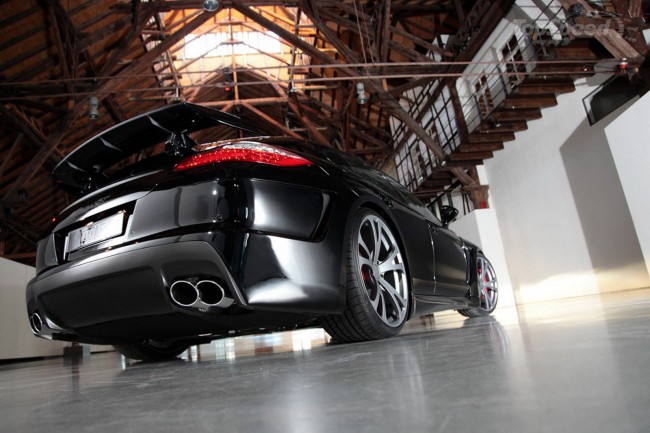 porsche-panamera-gra-2_1600x0w