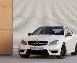 2012-Mercedes-Benz-C63-AMG-Coupe-27