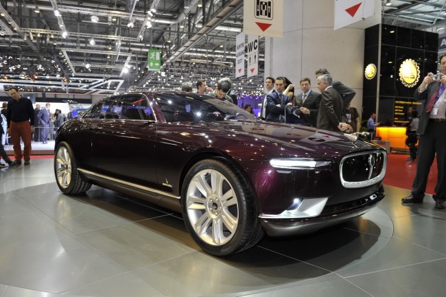 Bertone-Jaguar-B99-32