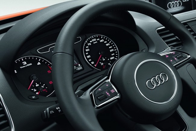 Audi-Q3-3110102