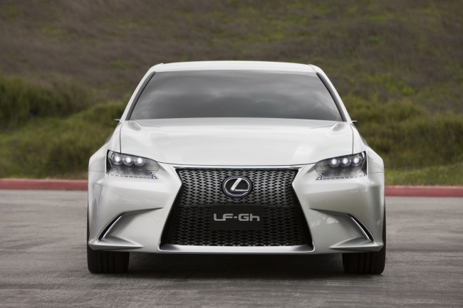 Lexus-LFGh-Concept-NY-17