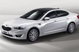2013_kia_cadenza_overseas_01_1-1030