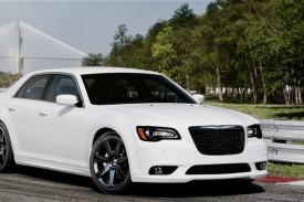 2012-chrysler-300-srt8