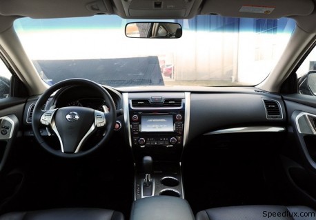 Nissan on Nissan Teana   Speedlux   Luxury Car News  Prices  Spy Shots   Videos