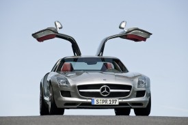 2014-Mercedes-SLS-AMG-2