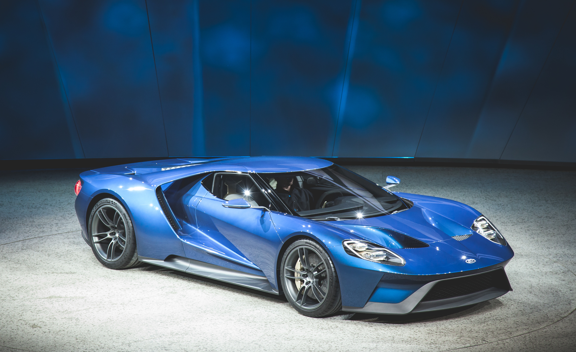 Ford Gt Wins Automobiles Design Of The Year