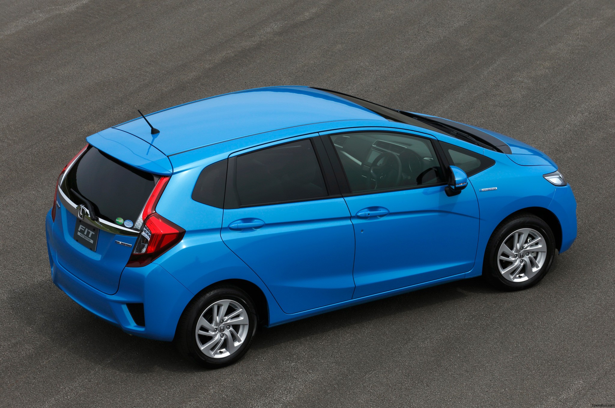 2014 Honda Fit Hybrid goes official