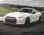 Photos of Nissan GT-R