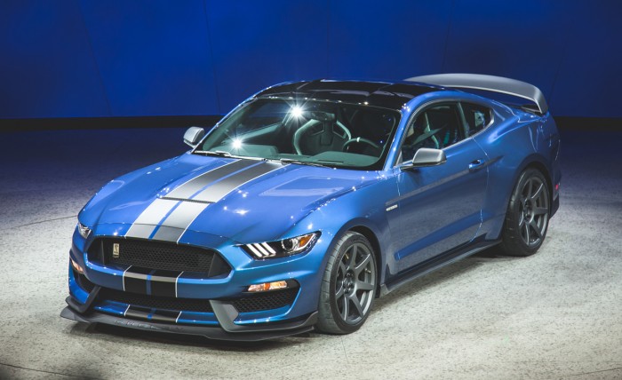 Images of 2016 Ford Mustang Shelby GT350R Mustang