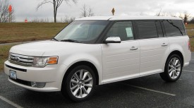 800px-2010_Ford_Flex_Limited_2_--_11-25-2009