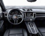 Images of 2017 Porsche Macan