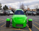 elio three wheeler images