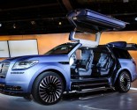 Images of Lincoln Navigator, New York Auto Show 2016