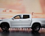 Mercedes Benz pickup images