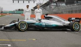 Lewis Hamilton and Valtteri Bottas with Mercedes W08