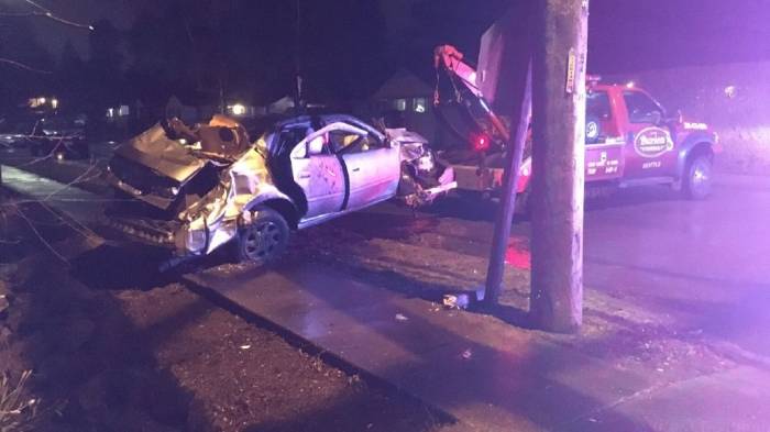 Burien car crash, hit and run