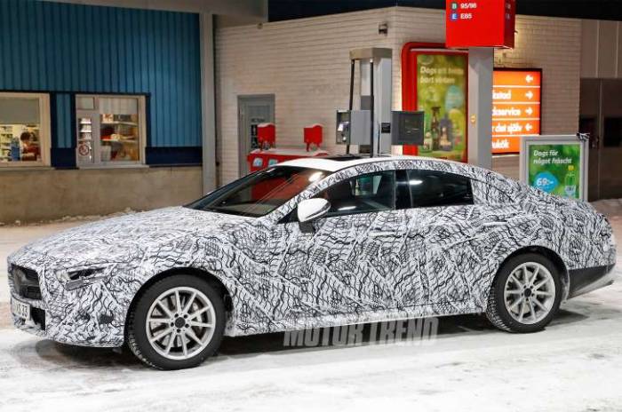 Next-Gen Mercedes-Benz CLS prototype spied