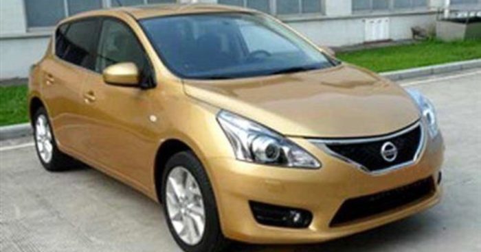 2012 Nissan Tilda images