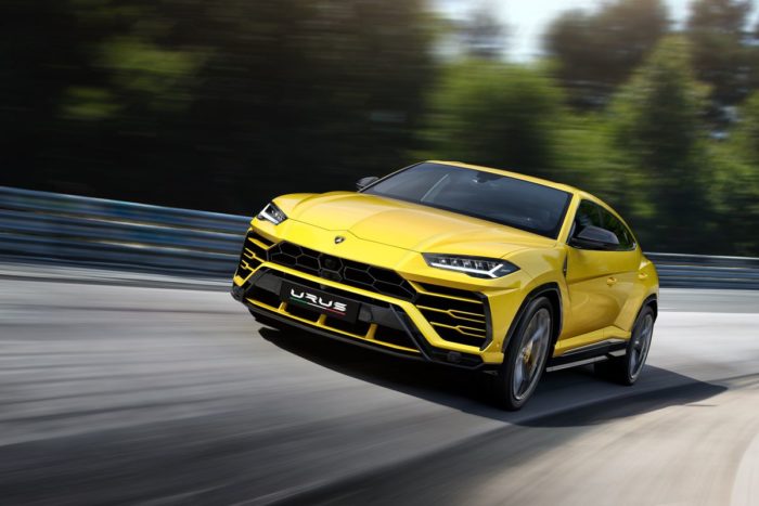 Lamborghini Urus revealed on December 2017
