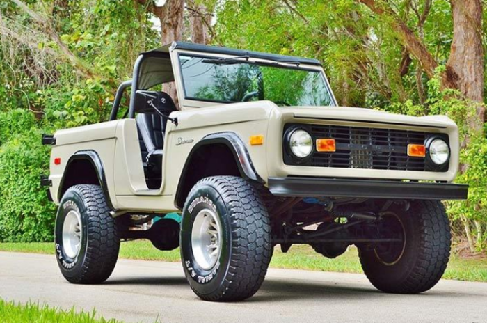 Ford Bronco SUV