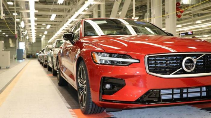2019 Volvo S60 production images