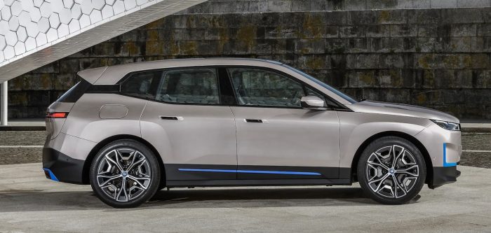 BMW iX