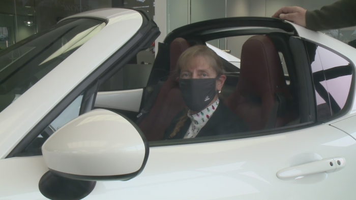 Mazda awards Missouri nurse Tonnya Taggart for her efforts in fighting coronavirus pandemic