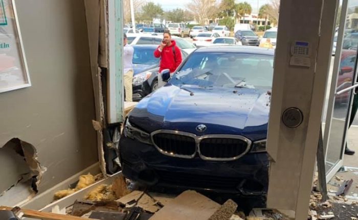 Car crashed into Destin medical marijuana business