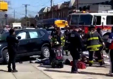 6 injured after car plowed into pedestrians in Brooklyn