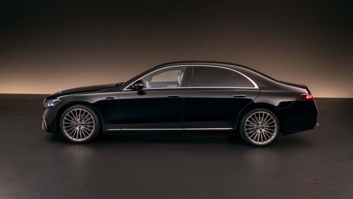 2027 Mercedes Benz S Class (2)
