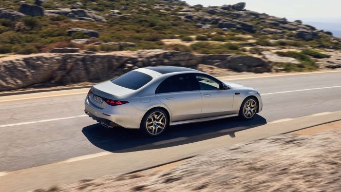 2027 Mercedes Benz S Class (28)