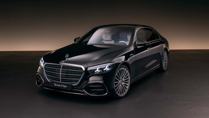2027 Mercedes-Benz S-Class Debuts with V8 Engine [Photo Gallery]