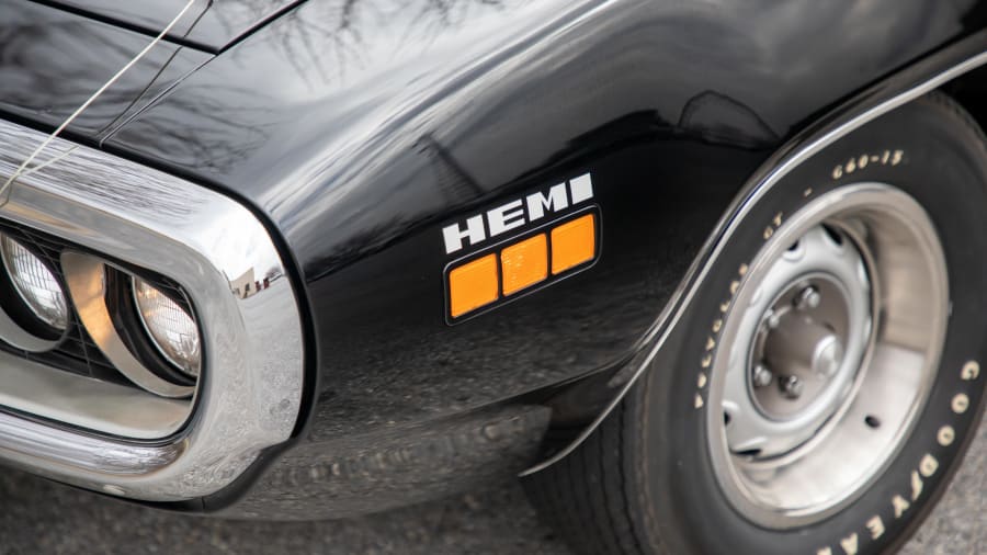 1971 Plymouth Hemi Road Runner (15)