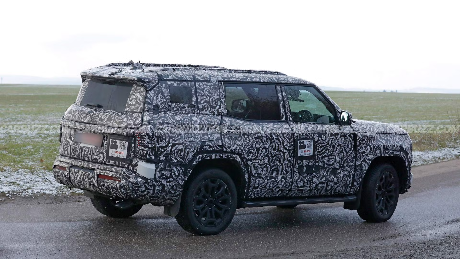 2027 MItsubishi Pajero Spy Shot (7)